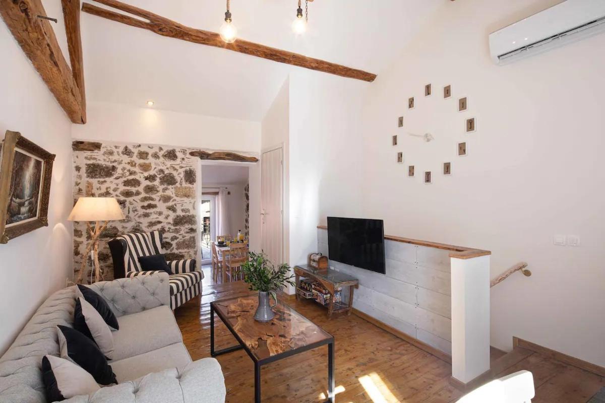 Villa Alia House à Doukádes Extérieur photo